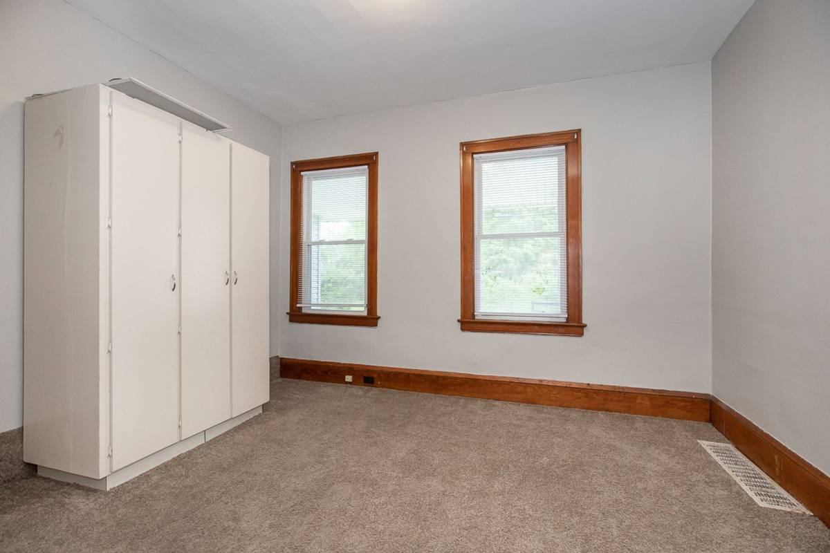 Apartment for rent at 13233 Carrington Ave, Cleveland, OH 44135