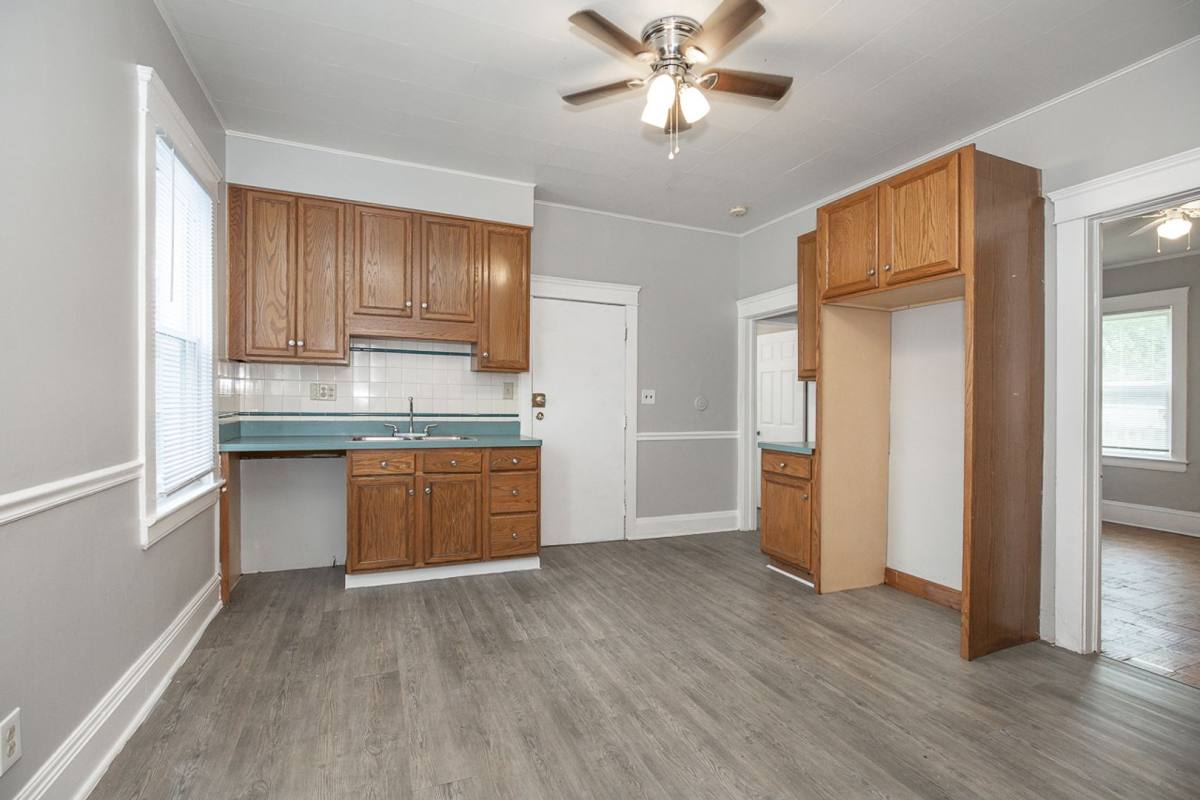 Apartment for rent at 13233 Carrington Ave, Cleveland, OH 44135