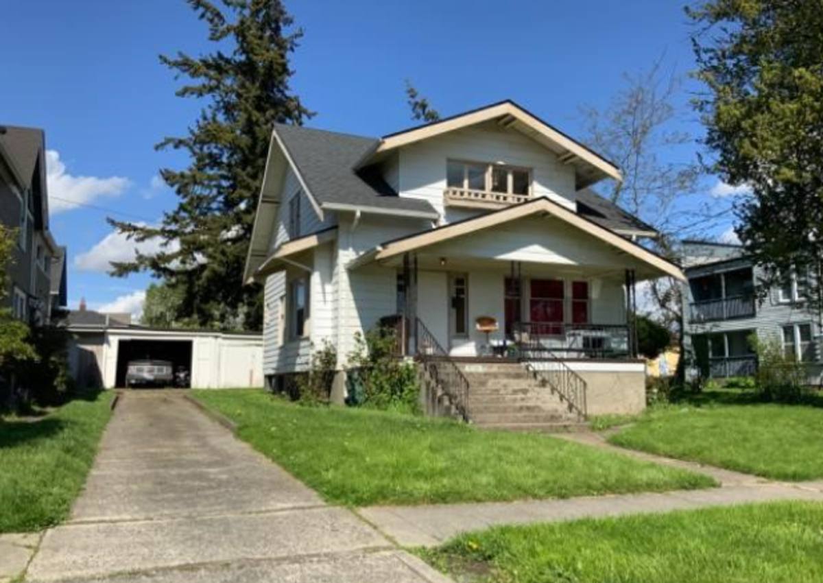 House for rent at 610 Irving St, Bellingham, WA 98225