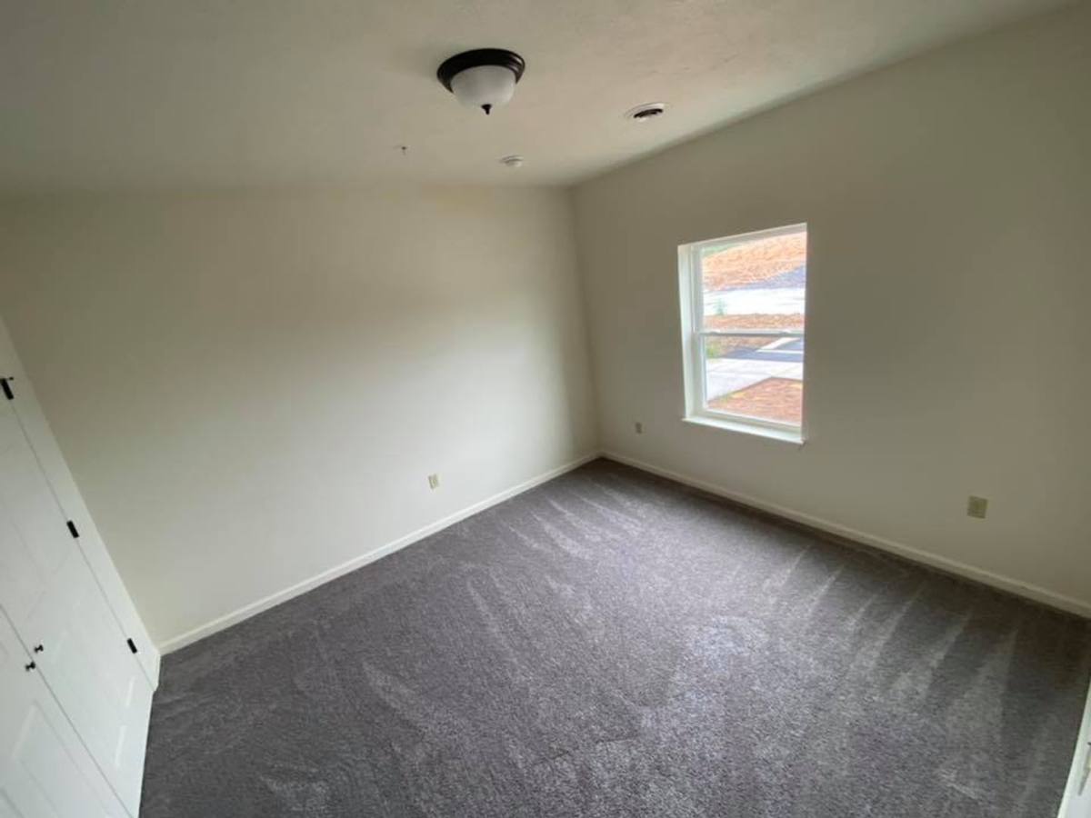 Apartment for rent at 215 Kenlee Dr, Bellefonte, PA 16823