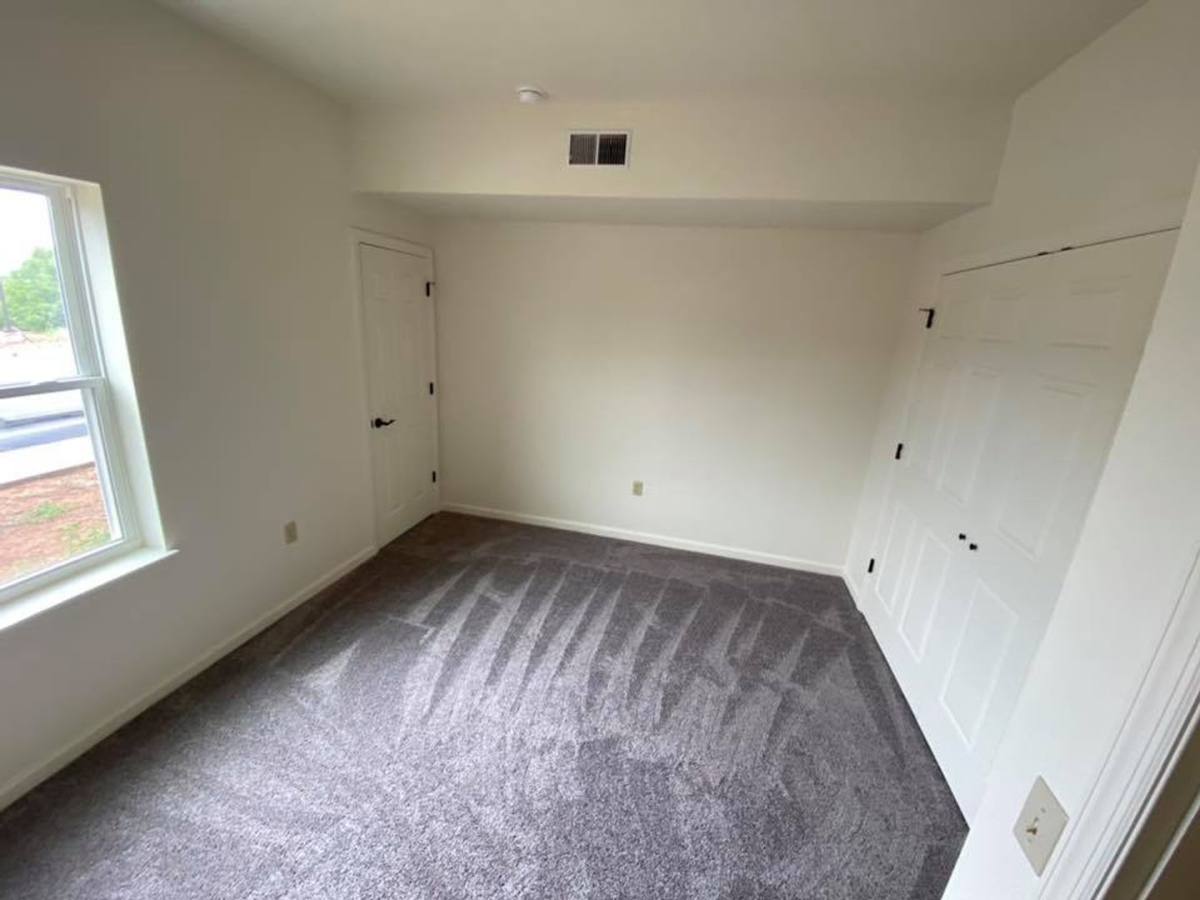 Apartment for rent at 215 Kenlee Dr, Bellefonte, PA 16823