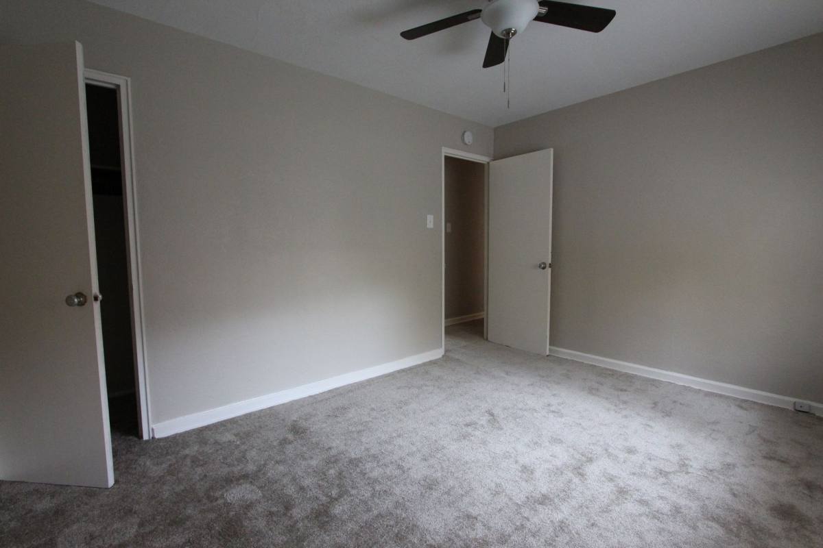 Apartment for rent at 139 Edgewood Ave, Pittsburgh, PA 15218