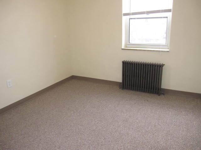 Apartment for rent at 1025 W Findley Dr, Pittsburgh, PA 15221