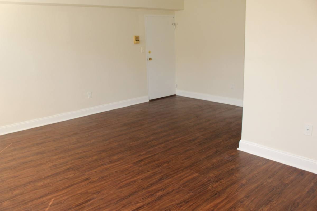 Apartment for rent at 1022 W Findley Dr, Pittsburgh, PA 15221
