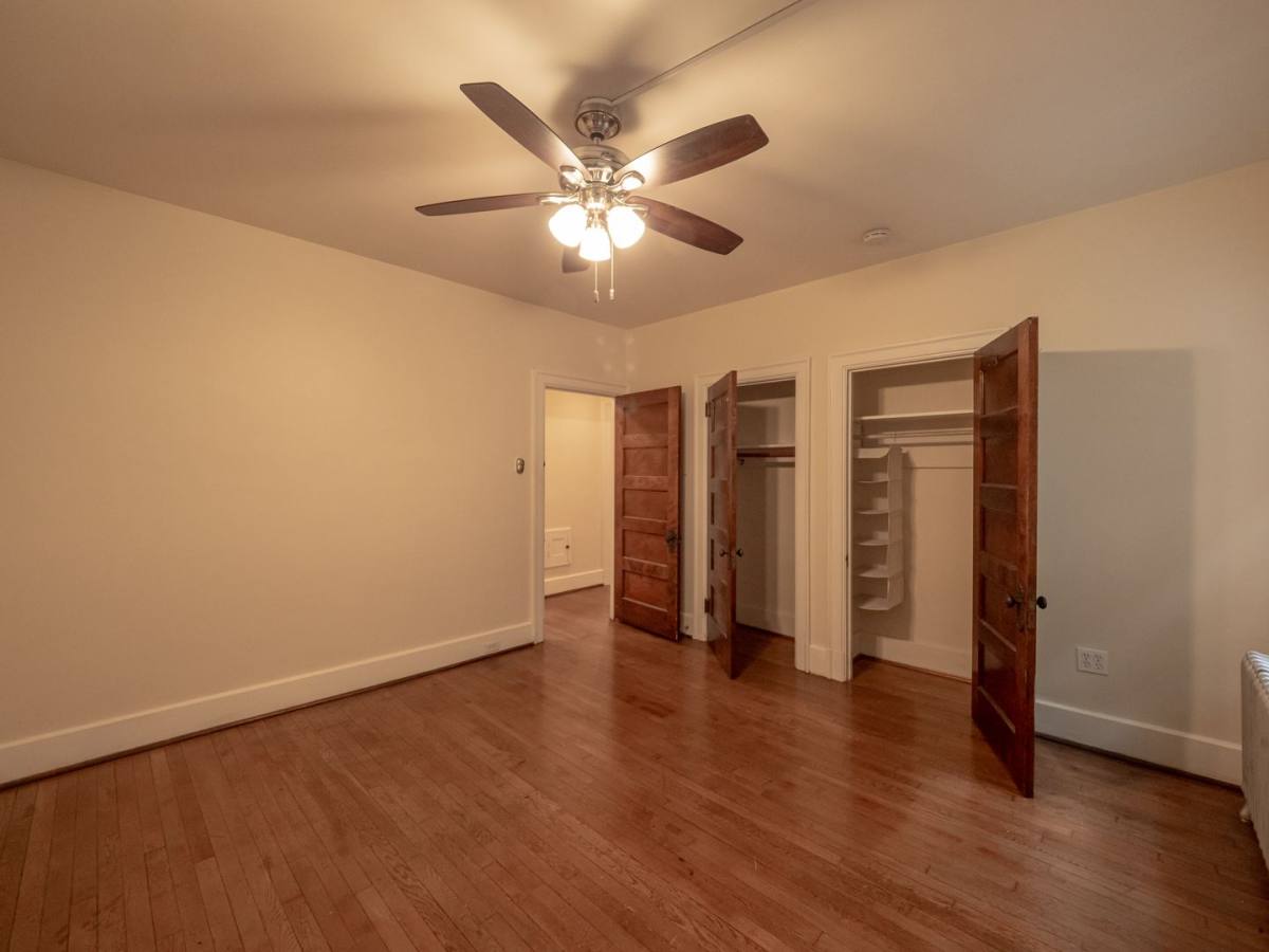 Apartment for rent at 524-526 St James Place, Pittsburgh, PA 15232