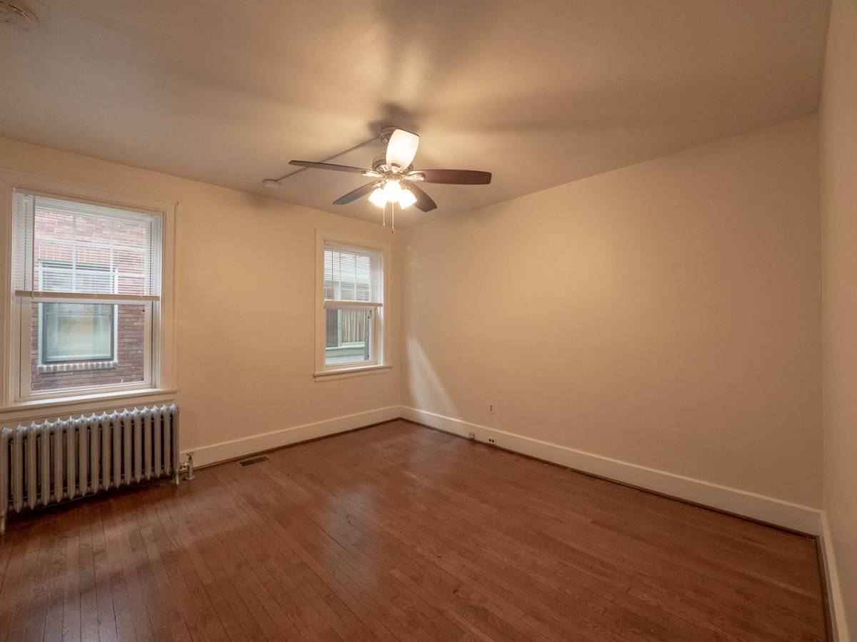 Apartment for rent at 524-526 St James Place, Pittsburgh, PA 15232