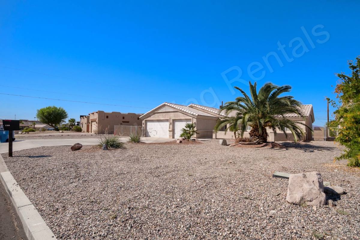 House for rent at 1309 McCulloch Blvd S, Lake Havasu City, AZ 86406