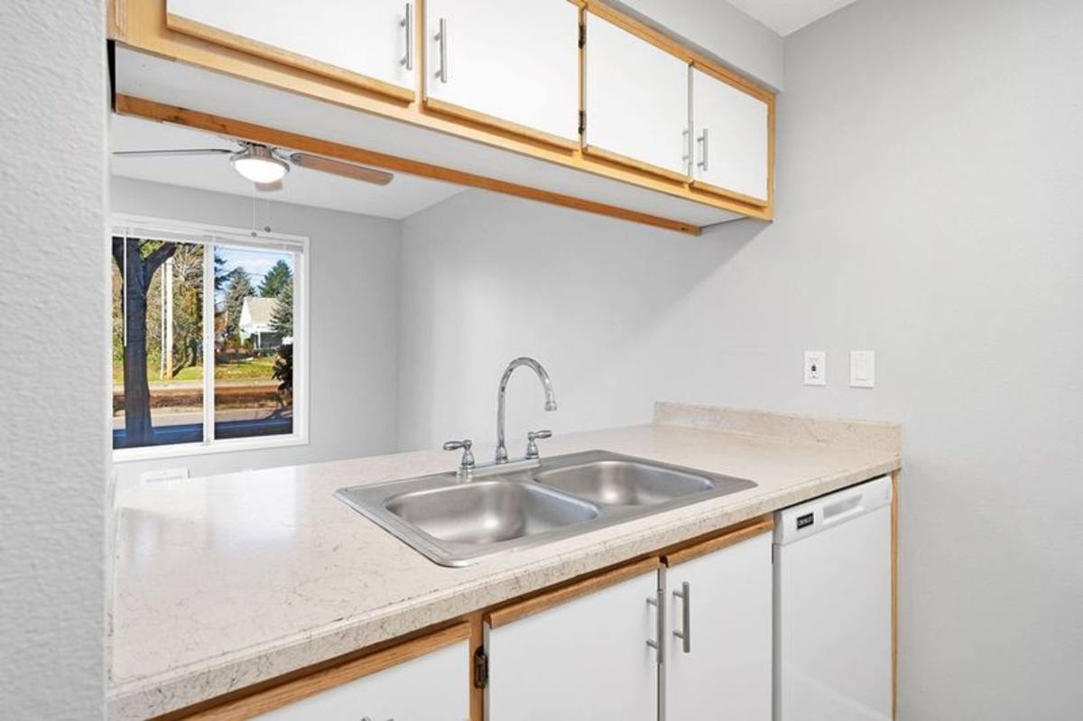 Apartment for rent at 14302 E Burnside St, Portland, OR 97233