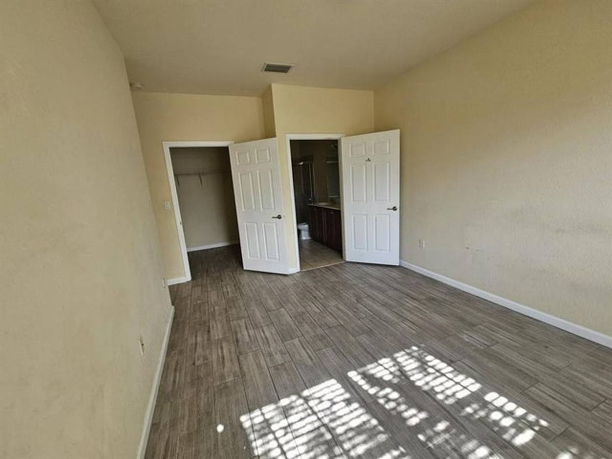House for rent at 3255 NW 31st Terrace, Fort Lauderdale, FL 33309