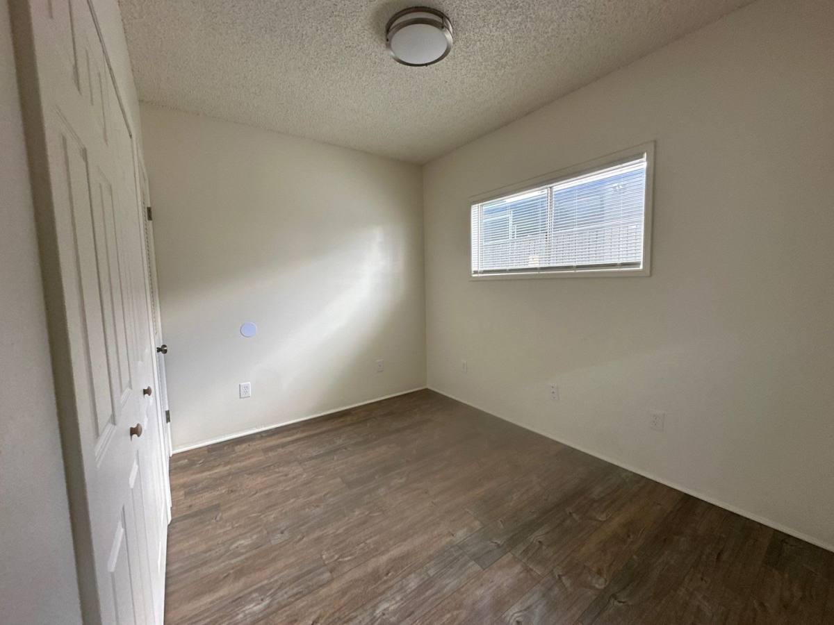 Apartment for rent at 2160 Arthur St, Klamath Falls, OR 97603