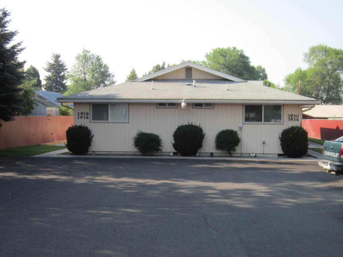 Apartment for rent at 3930- 3938 Shasta Way, Klamath Falls, OR 97603