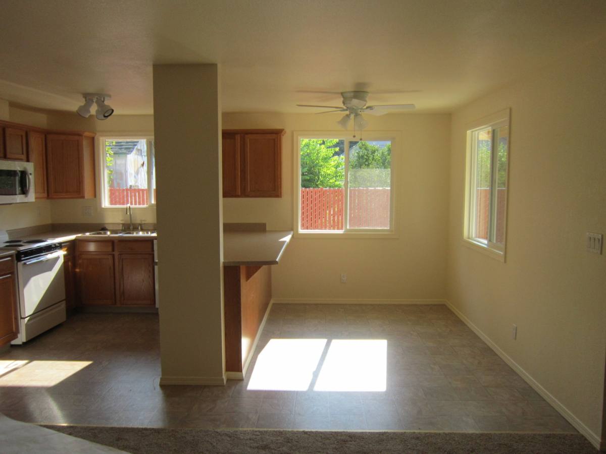 Apartment for rent at 3930- 3938 Shasta Way, Klamath Falls, OR 97603