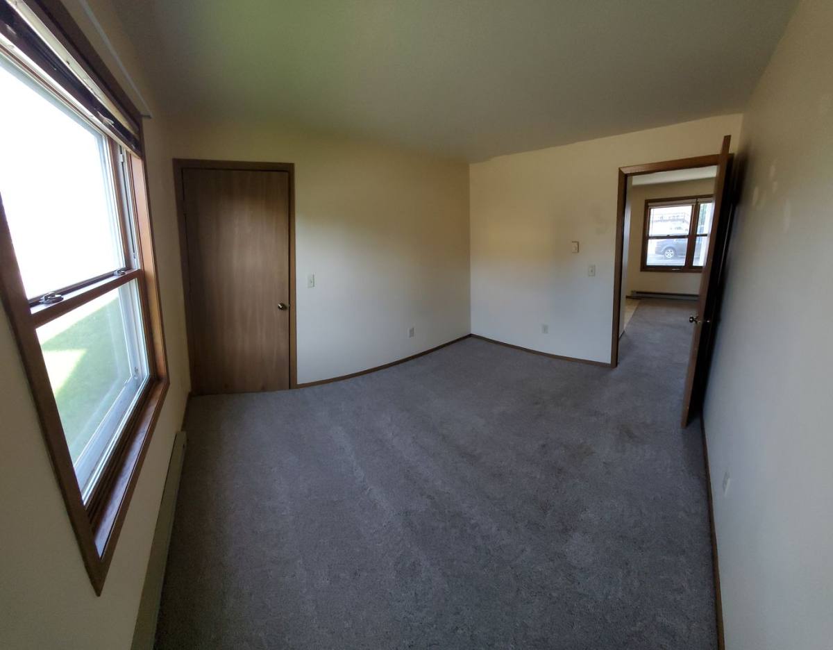 Apartment for rent at 522 E Bronson Rd, Seymour, WI 54165