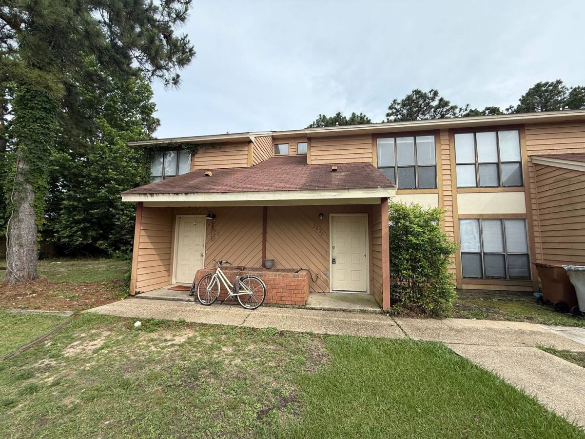 Townhouse for rent at 2808 Villa Woods Circle, Gulf Breeze, FL 32563