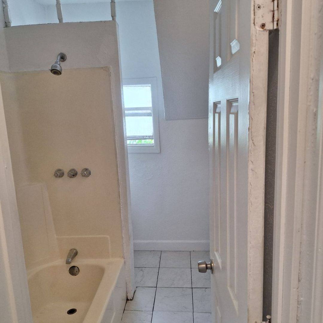Apartment for rent at 507 W Sumner St, Kissimmee, FL 34741