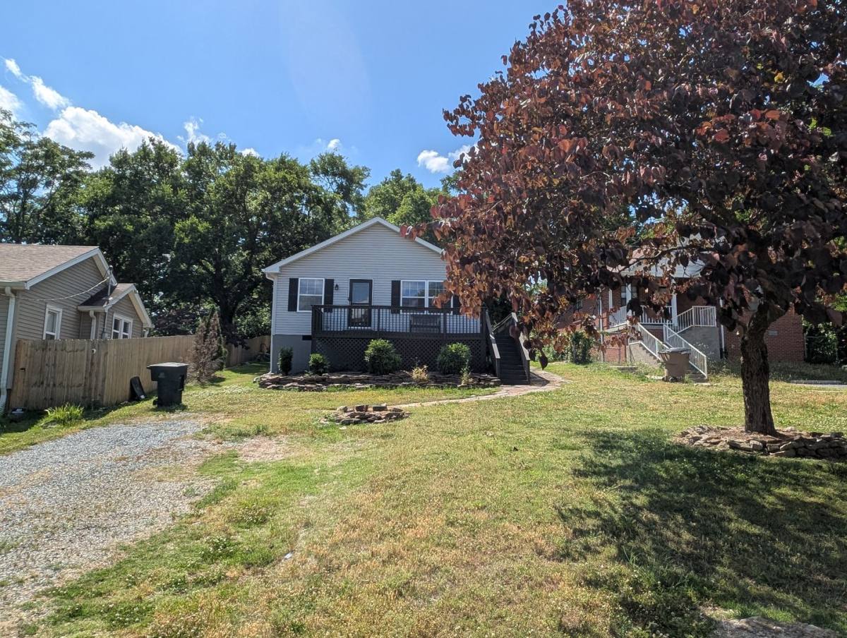 House for rent at 239 37th Ave N, Nashville, TN 37209