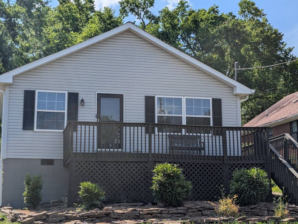 House for rent at 239 37th Ave N, Nashville, TN 37209