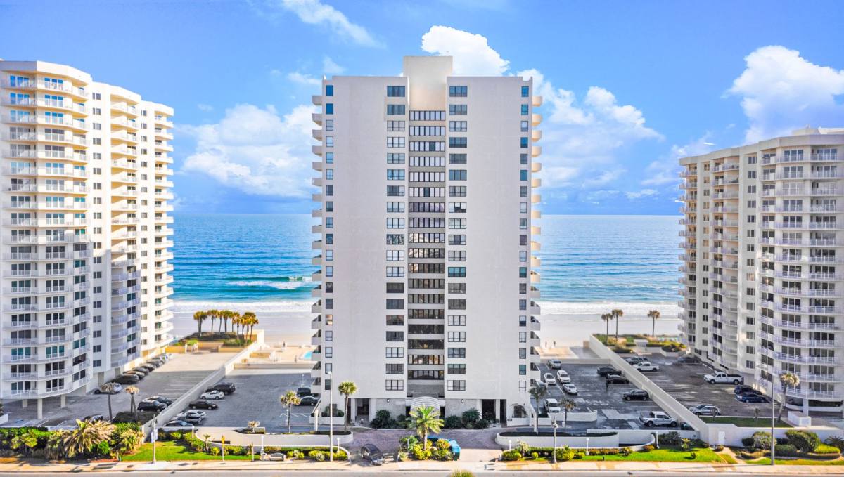 Condo for rent at 2947 S Atlantic Ave, Daytona Beach, FL 32118