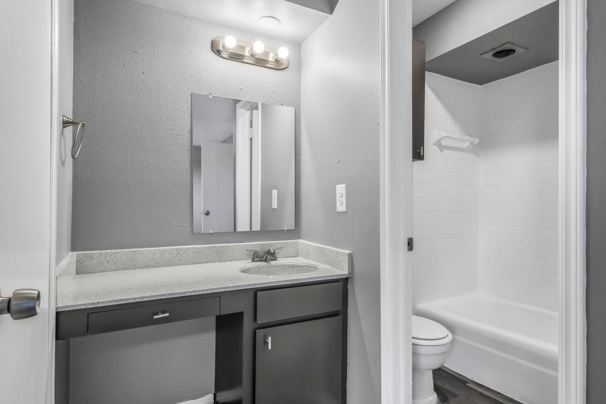 Apartment for rent at 11004 N May Ave, Oklahoma City, OK 73120