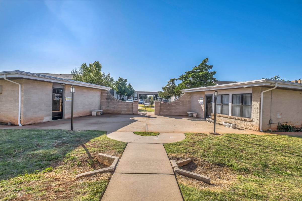 Apartment for rent at 11004 N May Ave, Oklahoma City, OK 73120