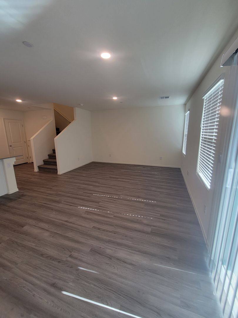 Townhouse for rent at 9931 Apricot Hills St, Las Vegas, NV 89141