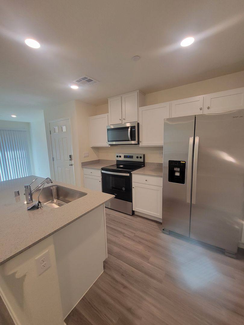 Townhouse for rent at 9931 Apricot Hills St, Las Vegas, NV 89141