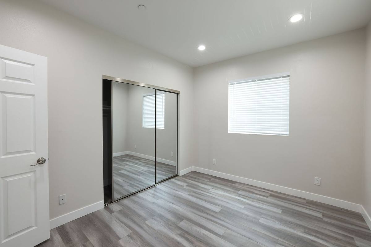 Apartment for rent at 3921-3927 Wisconsin, Los Angeles, CA 90037