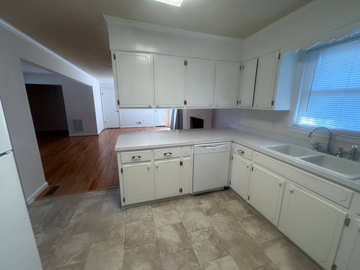 House for rent at 1015 Walters Lane, Columbia, SC 29209