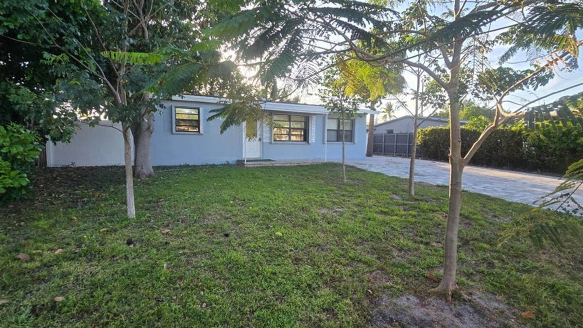 House for rent at 2849 NE 13th Ave, Pompano Beach, FL 33064