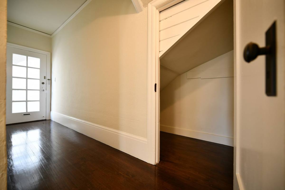 Apartment for rent at 747 Warfield Ave, Oakland, CA 94610