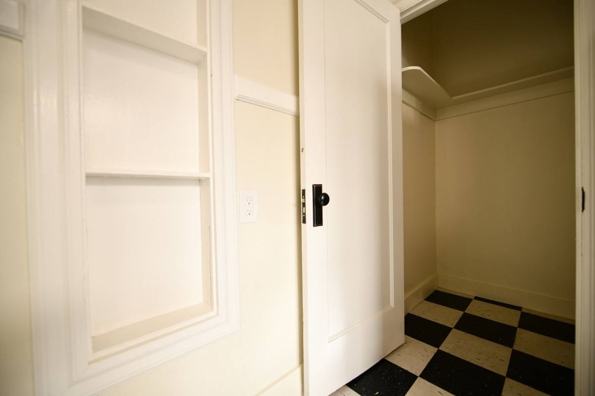 Apartment for rent at 747 Warfield Ave, Oakland, CA 94610