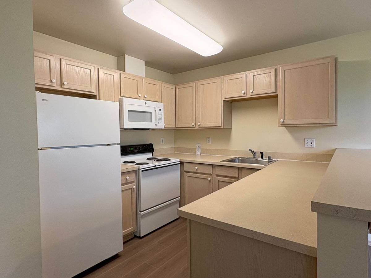 Apartment for rent at 928 N 97th St, Seattle, WA 98103