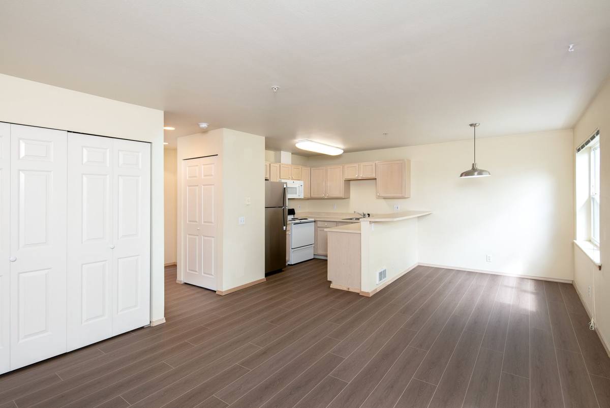 Apartment for rent at 928 N 97th St, Seattle, WA 98103