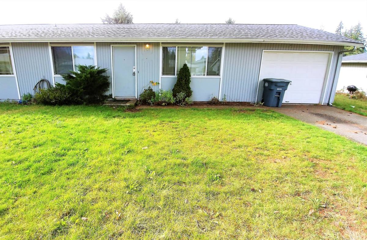 Apartment for rent at 3102 92nd St S, Lakewood, WA 98499