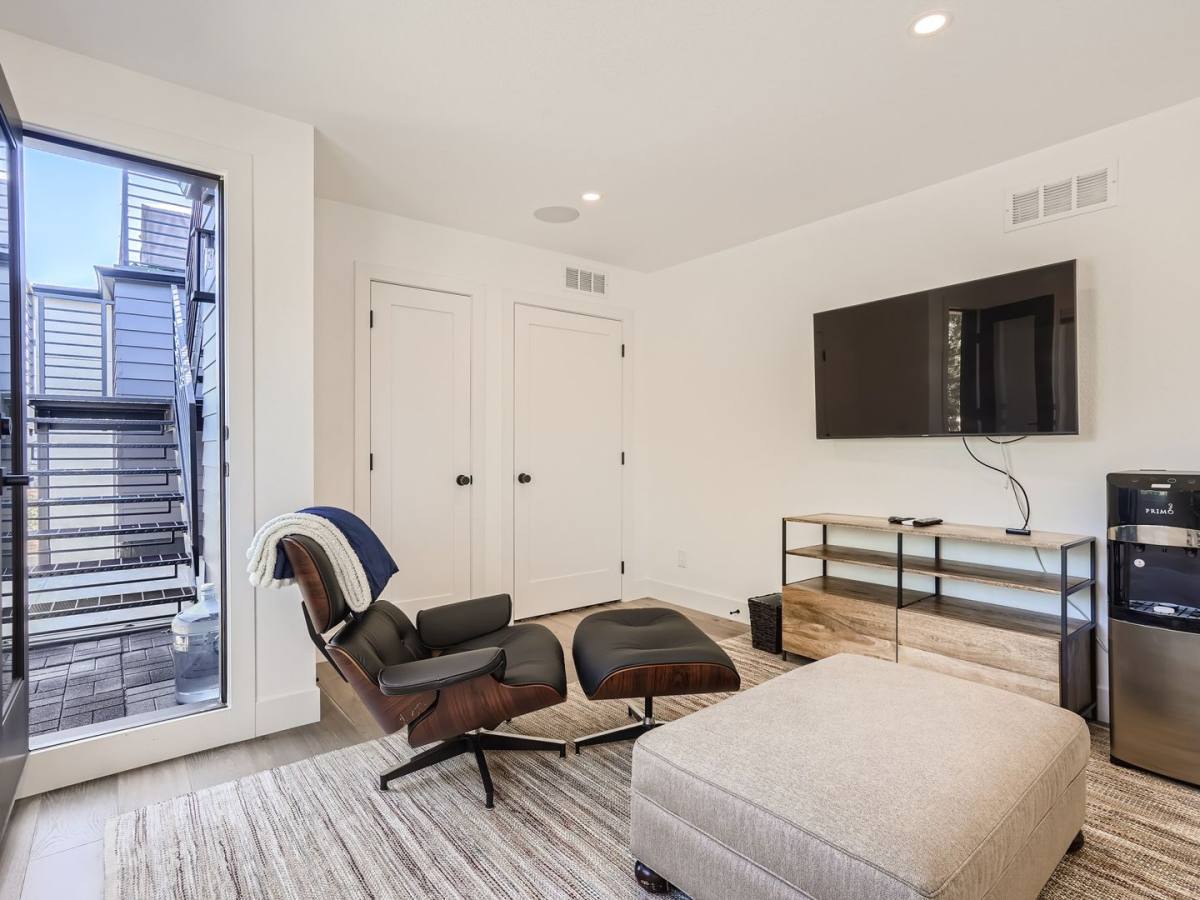 Townhouse for rent at 1958 S Columbine St, Denver, CO 80210