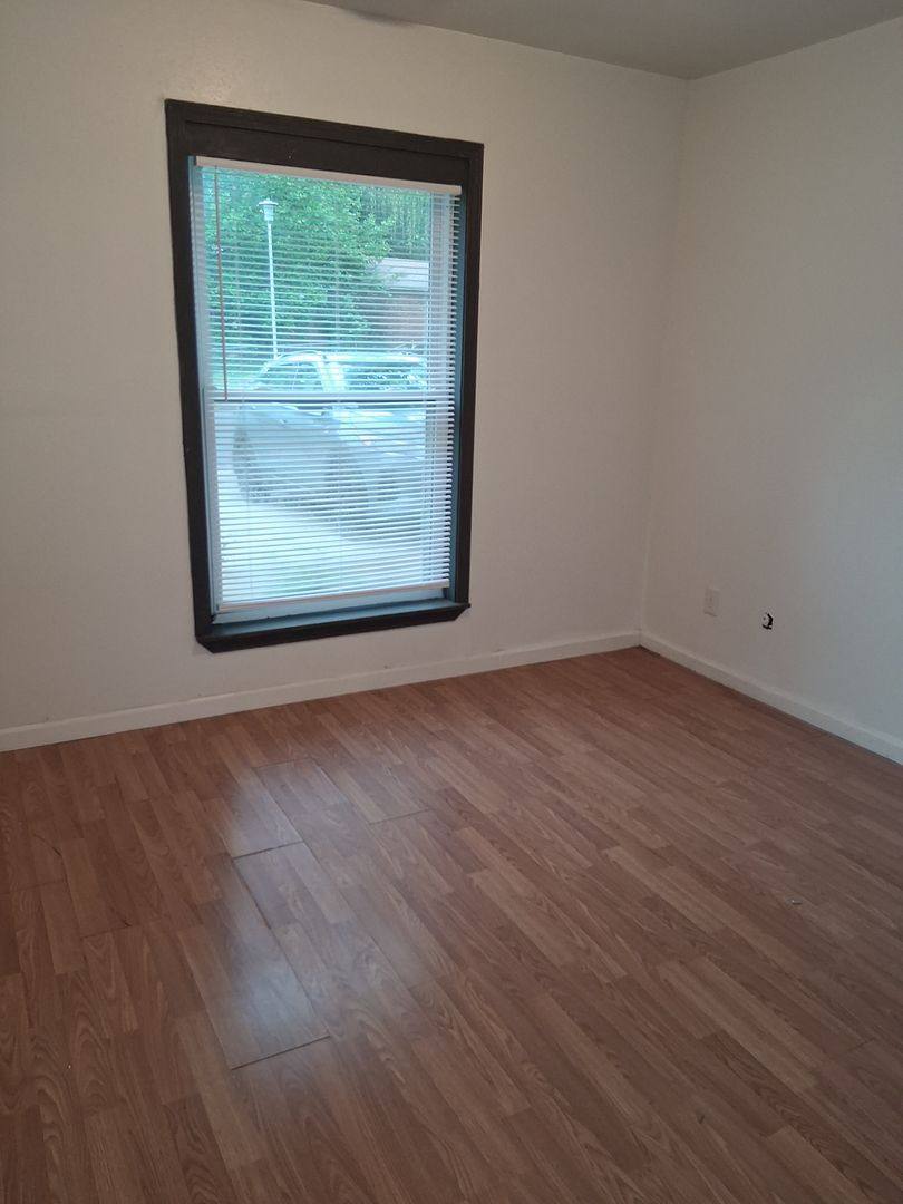 Townhouse for rent at 215-217 E Adobe St, Fayetteville, AR 72703