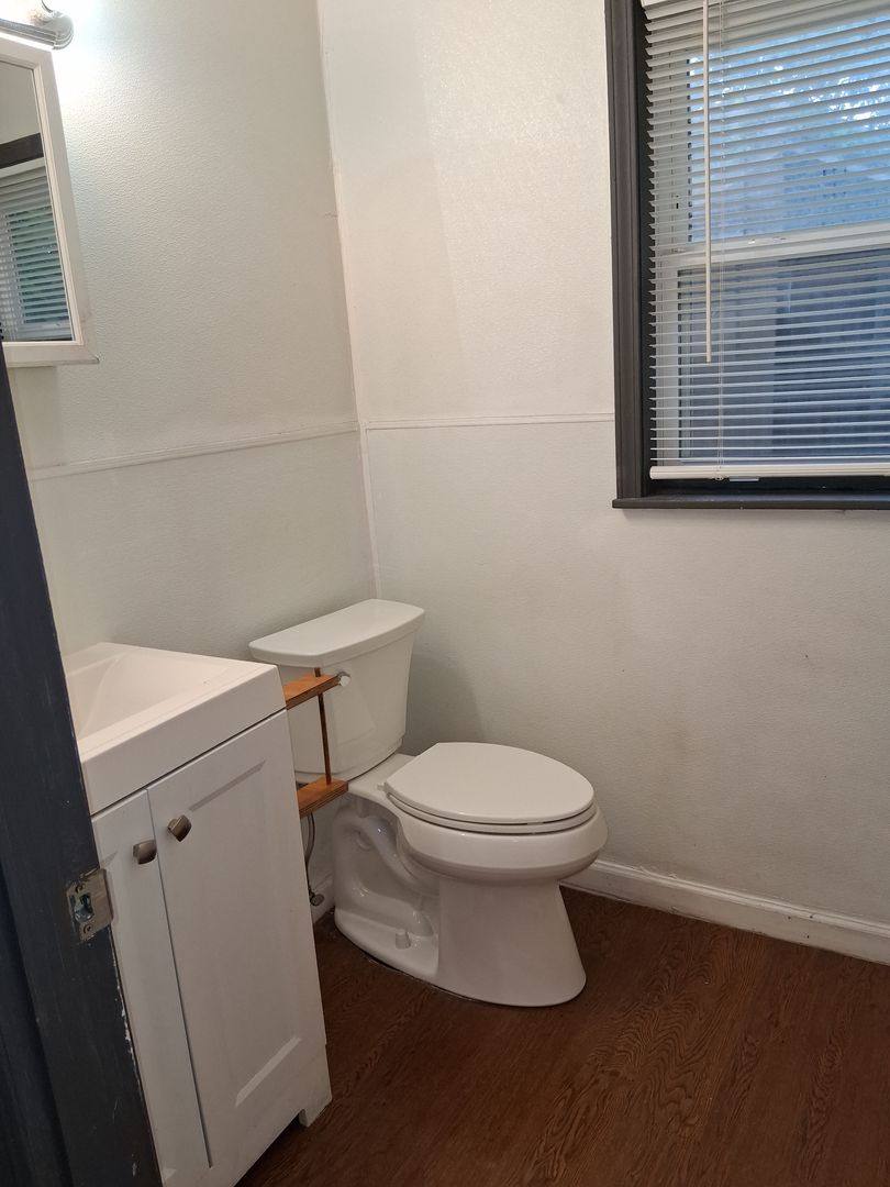 Townhouse for rent at 215-217 E Adobe St, Fayetteville, AR 72703