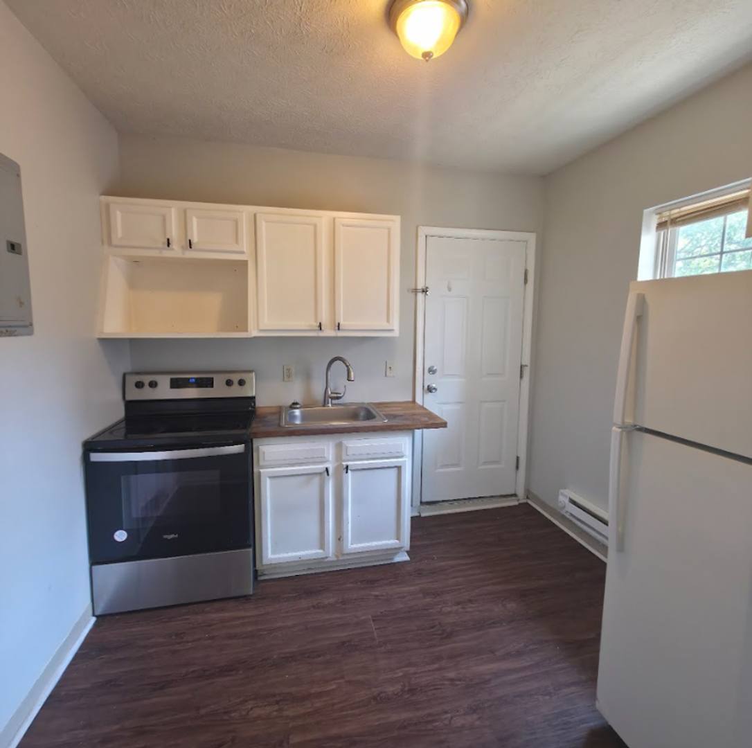 Apartment for rent at 1417 W 85th St, Cleveland, OH 44102