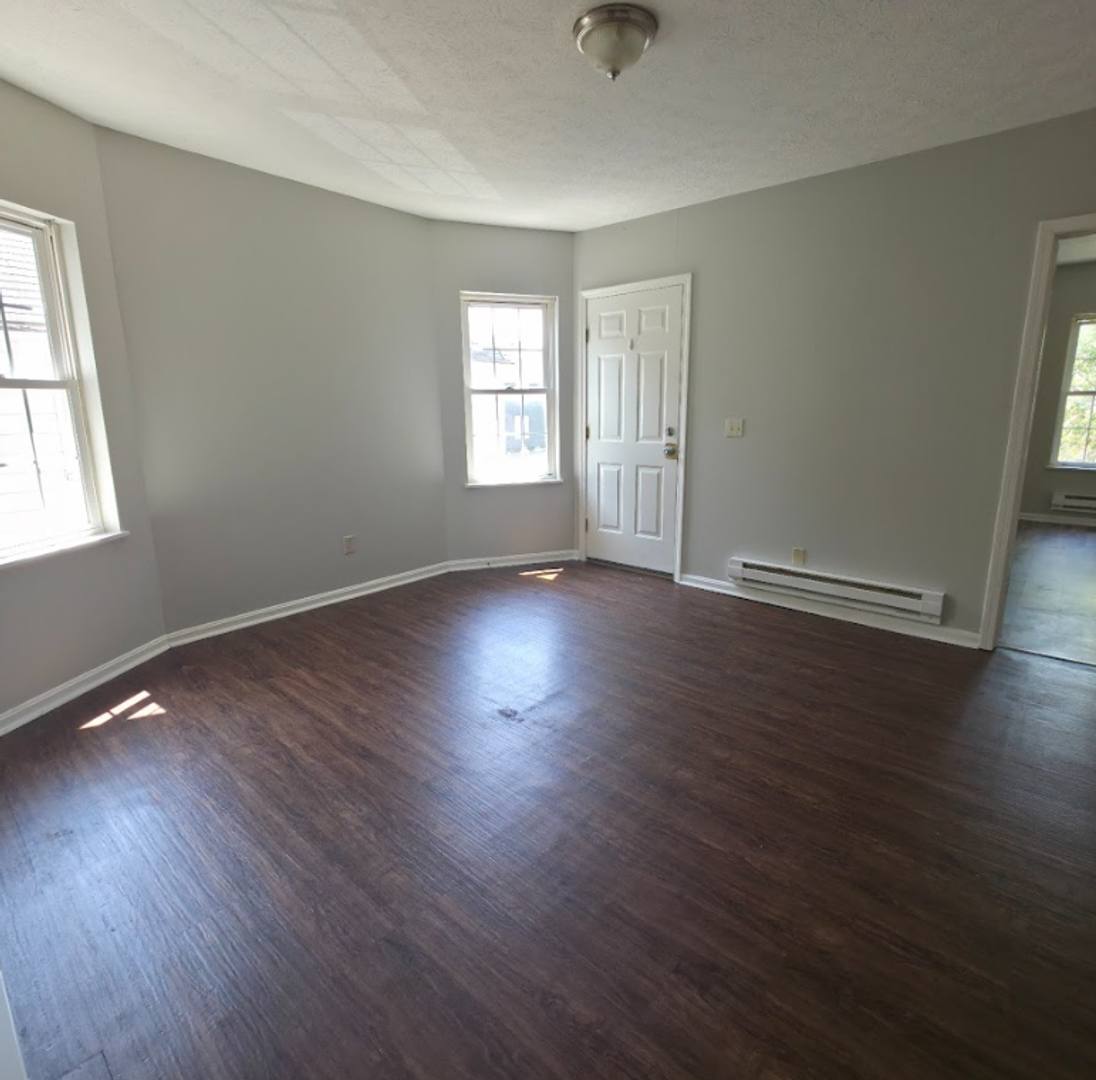 Apartment for rent at 1417 W 85th St, Cleveland, OH 44102