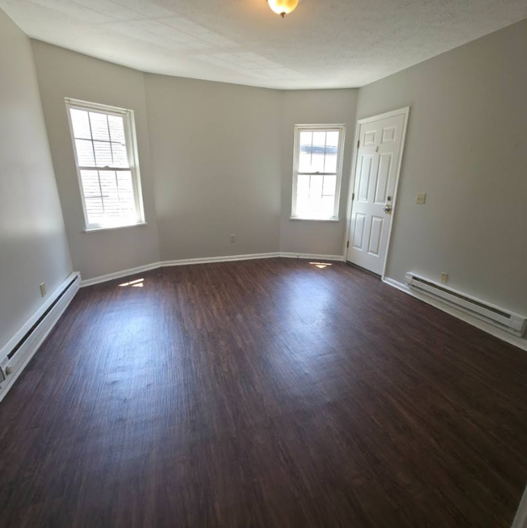 Apartment for rent at 1417 W 85th St, Cleveland, OH 44102