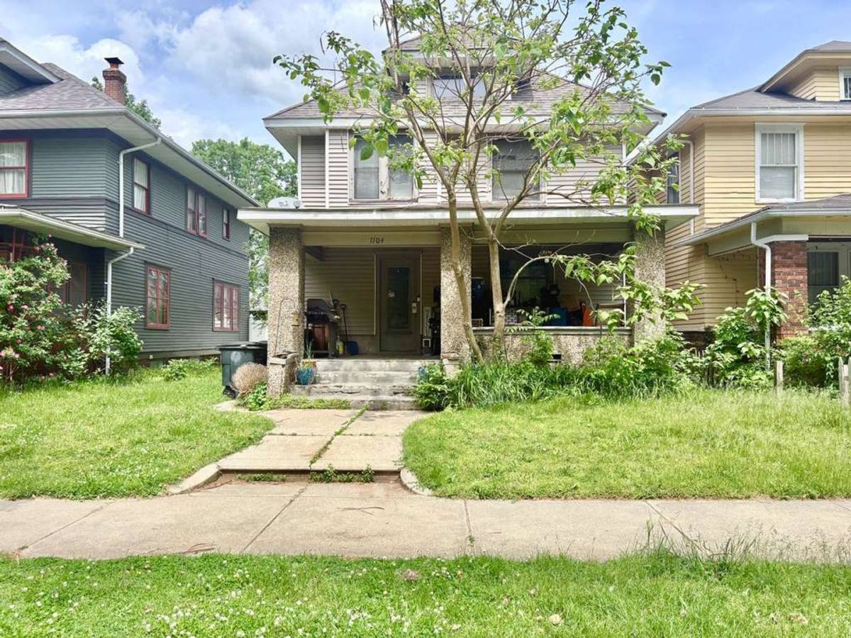 House for rent at 1104 Woodward Ave, South Bend, IN 46616