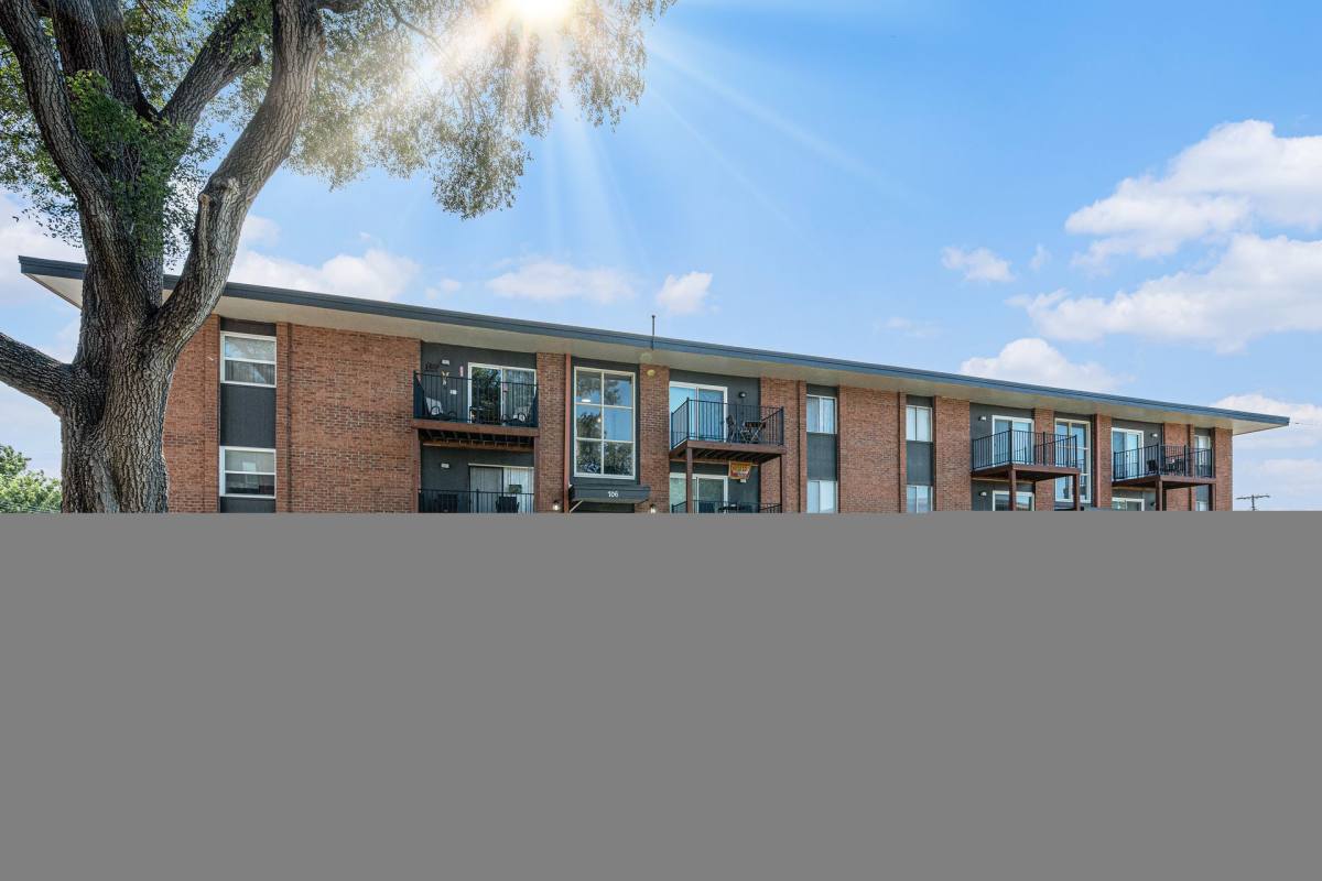 Apartment for rent at 702 SW 15th St, Blue Springs, MO 64015