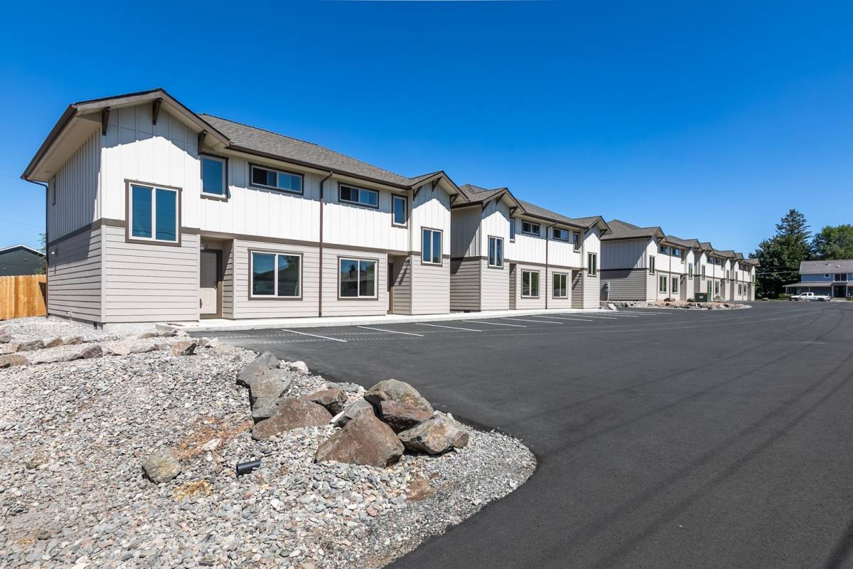 Townhouse for rent at 149 SW Deer St, Prineville, OR 97754