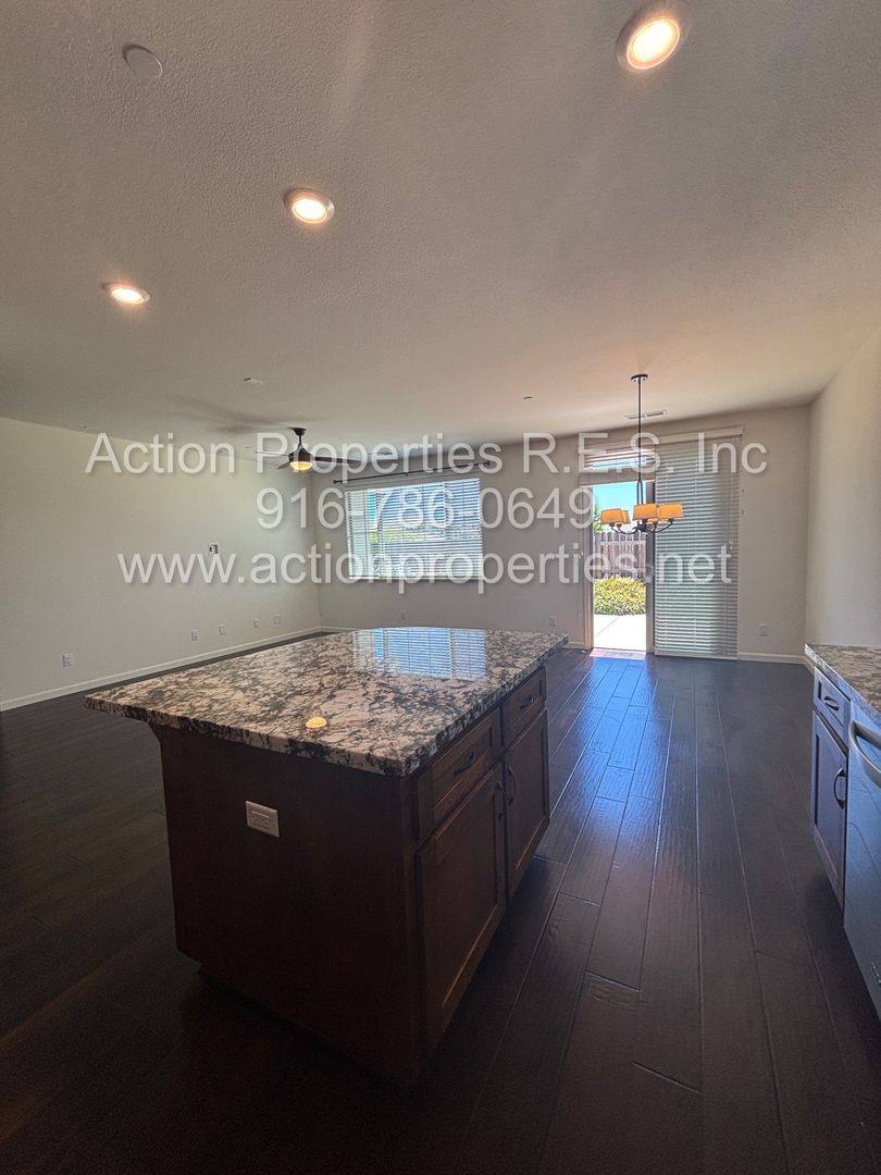 House for rent at 850 Stage Stop Loop, Rocklin, CA 95765