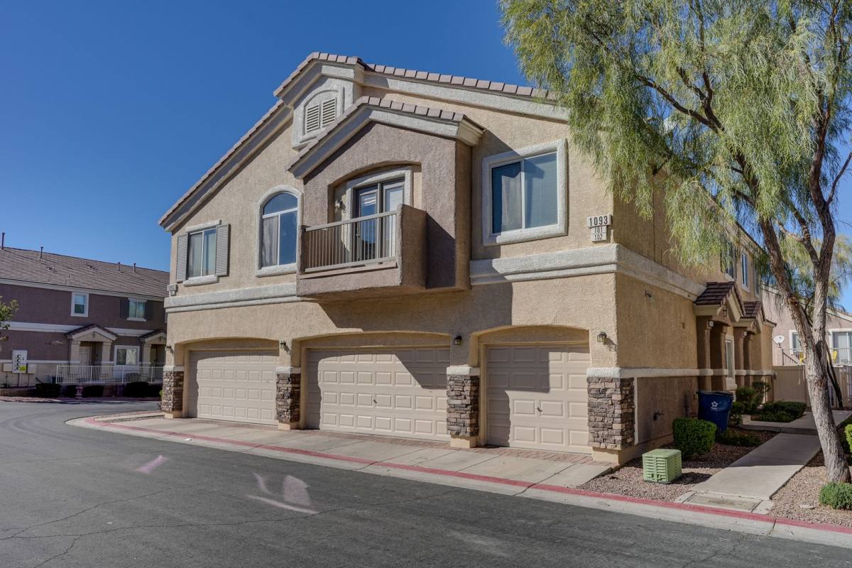 Townhouse for rent at 1093 Elation Lane, Henderson, NV 89002
