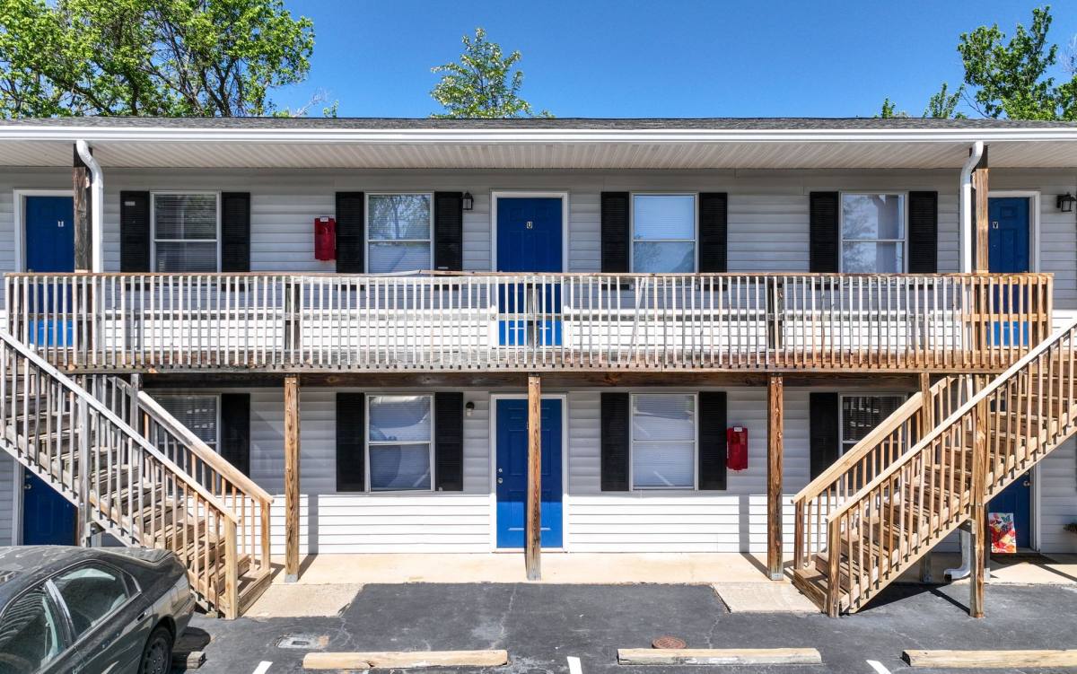 Apartment for rent at 310 Jefferson St, Kernersville, NC 27284