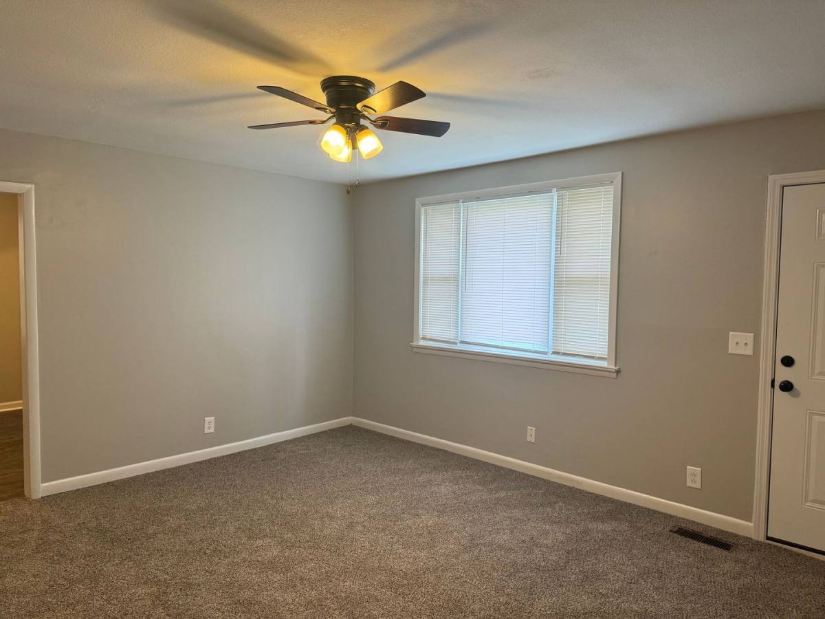 House for rent at 1558 Cherry Tree Dr, Clarksville, TN 37042