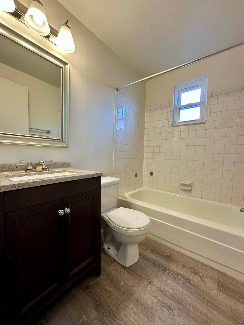 Townhouse for rent at 100 Savors Court, Cheswick, PA 15024
