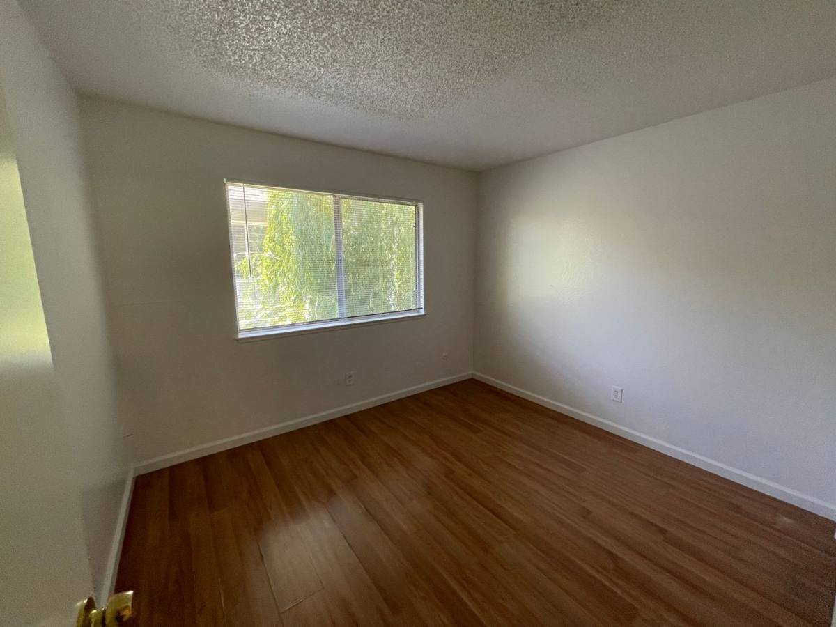 Townhouse for rent at 5743 Blachly Way, Sacramento, CA 95841