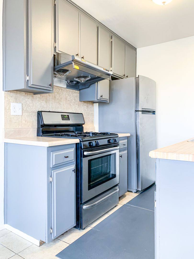Apartment for rent at 450 N Coronado Terrace, Los Angeles, CA 90026